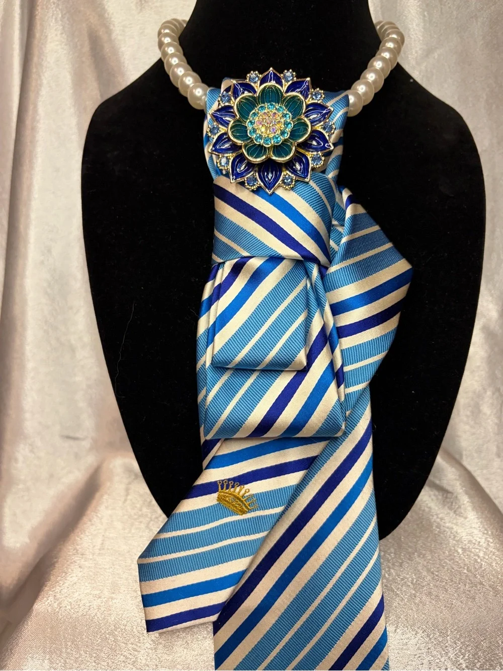 Blue Striped Women's Neck Scarf with Floral Brooch